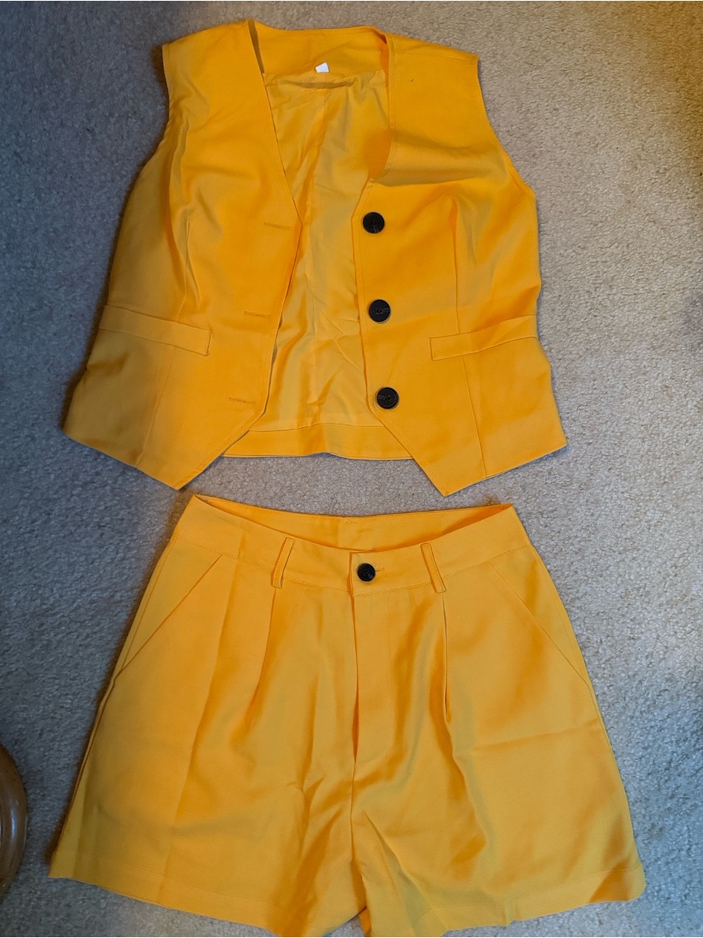 SHEIN Yellow High-Waist Tailored Shorts Set